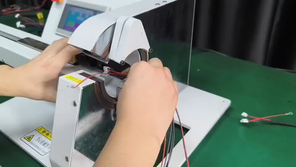 Mesin Pembungkus Lakban Multi-Cabang Otomatis - Lilit Serentak untuk Banyak Kabel