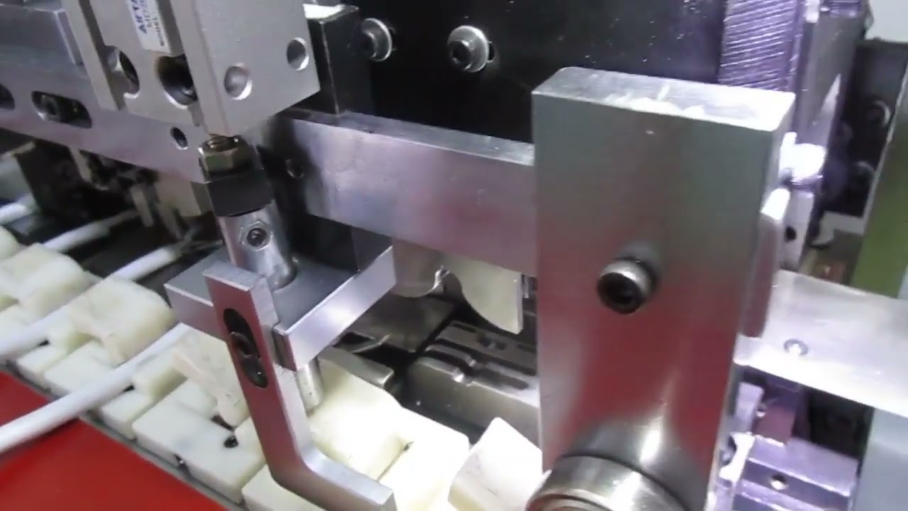 Mesin Crimping Steker Eropa WPM-203-F untuk Kabel Bulat – Otomatis & Presisi