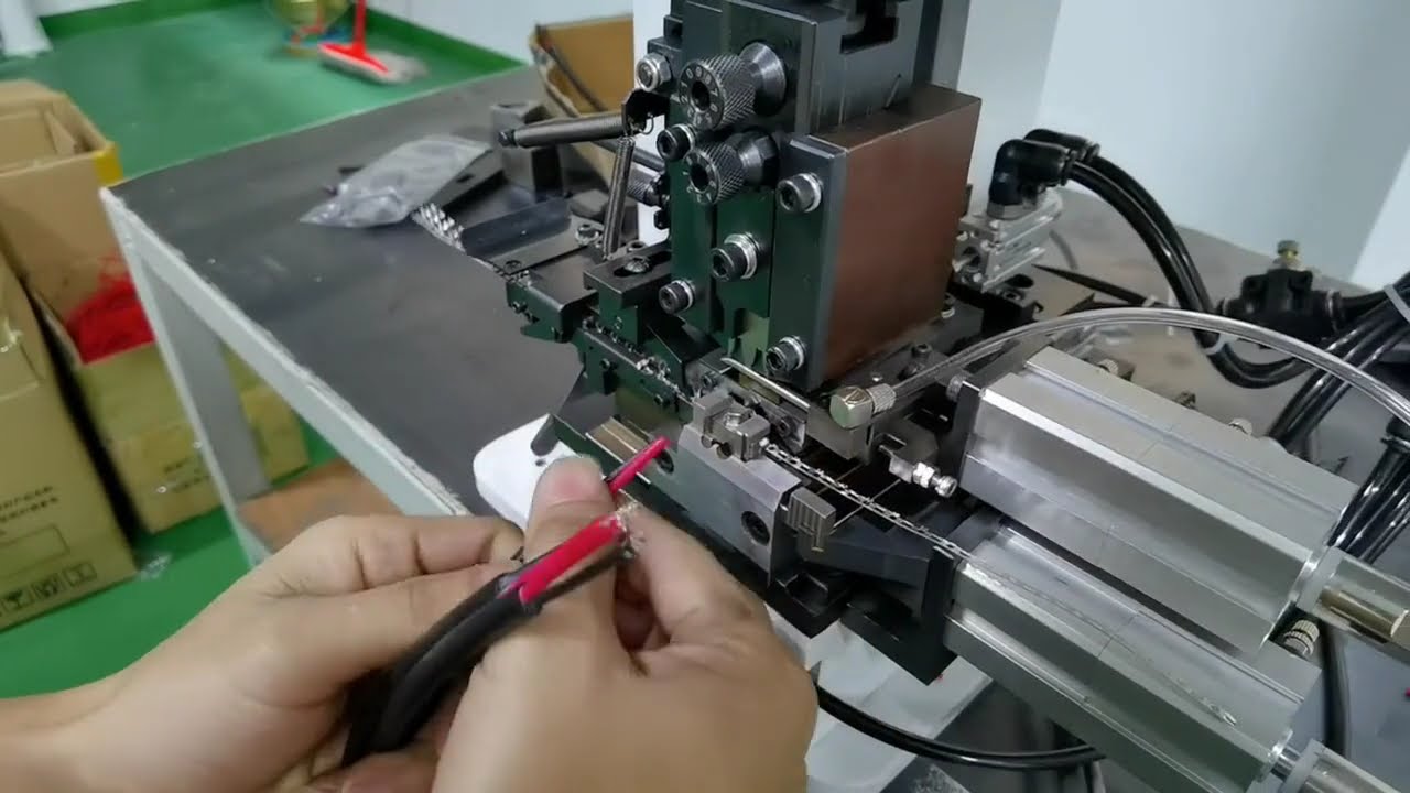 Mesin Terminal Strip Kontinu untuk Kabel Ganda | Otomatisasi Produksi
