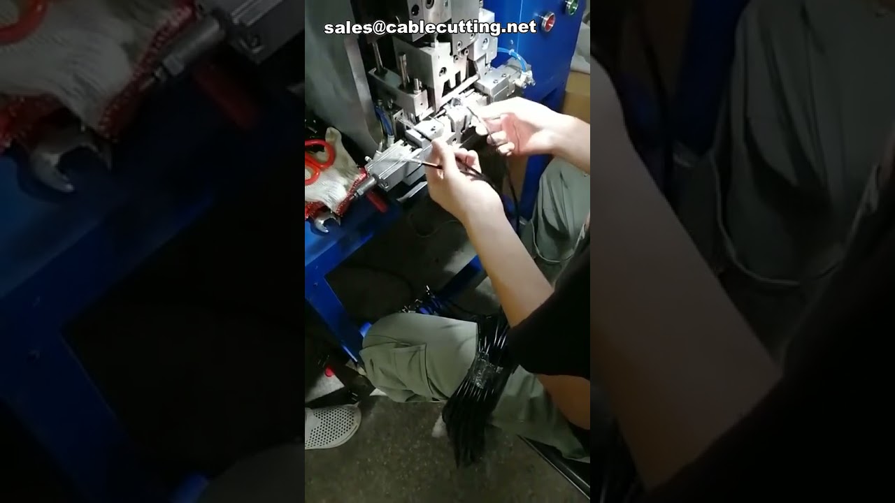 Mesin Crimping Plug Otomatis untuk French Plug – Produksi Cepat & Presisi Tinggi