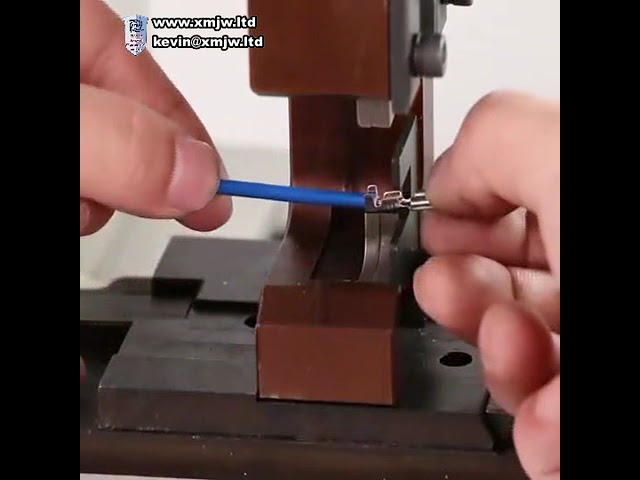 Mesin Crimping Terminal Otomatis Presisi 2t Bersertifikasi CE untuk Press Konektor Harness Kabel