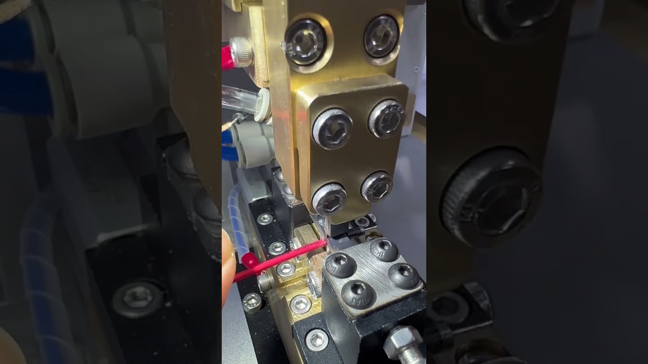 Peralatan Pembentukan Satu Langkah Las Resistor Tanpa Solder Satu Tekan untuk Pabrik Wire Harness
