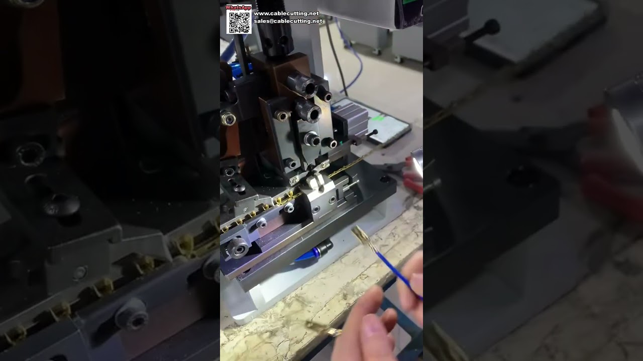 Mesin Pengupas dan Crimping Kabel Tunggal Presisi Stabil untuk Berbagai Kebutuhan Harness