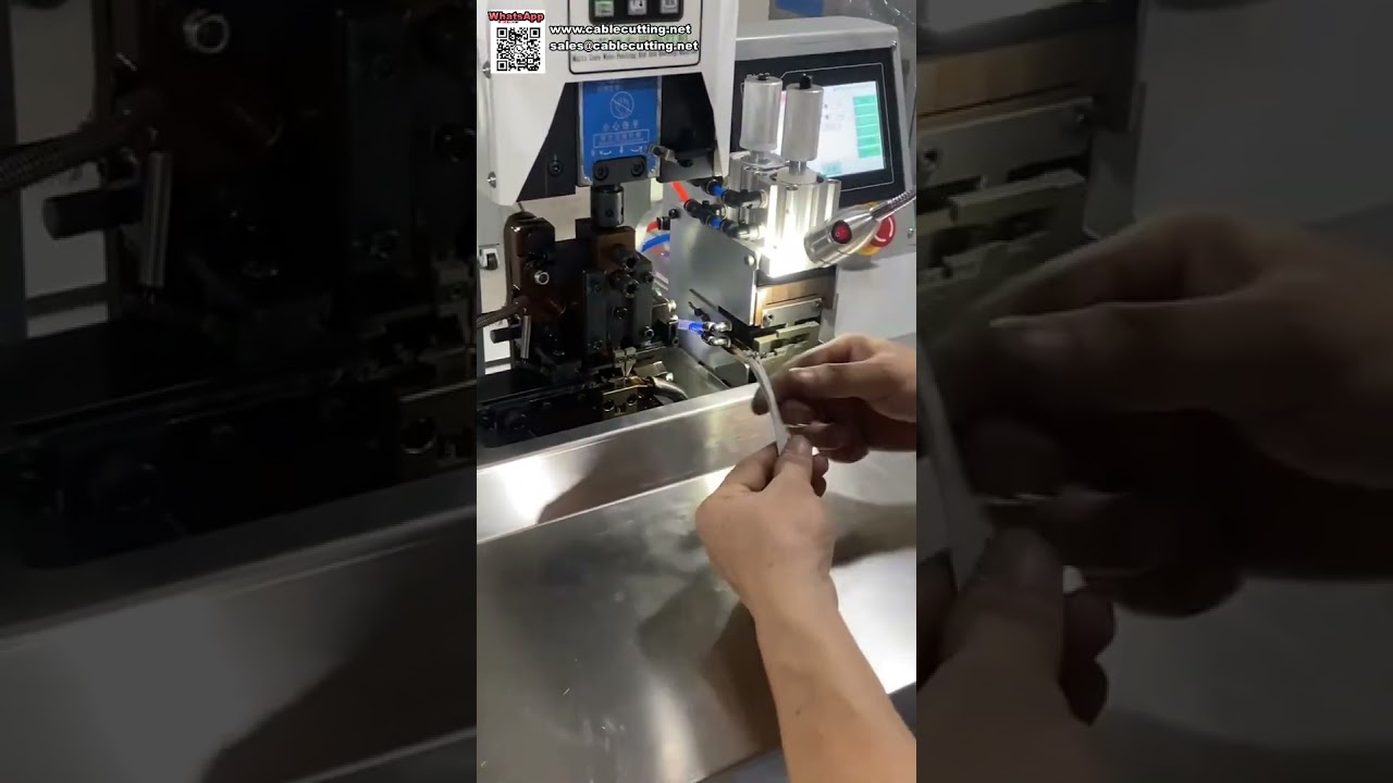 Mesin Crimping Penyambungan Kabel Datar dengan Kontrol Suhu Presisi untuk Pemrosesan Harness